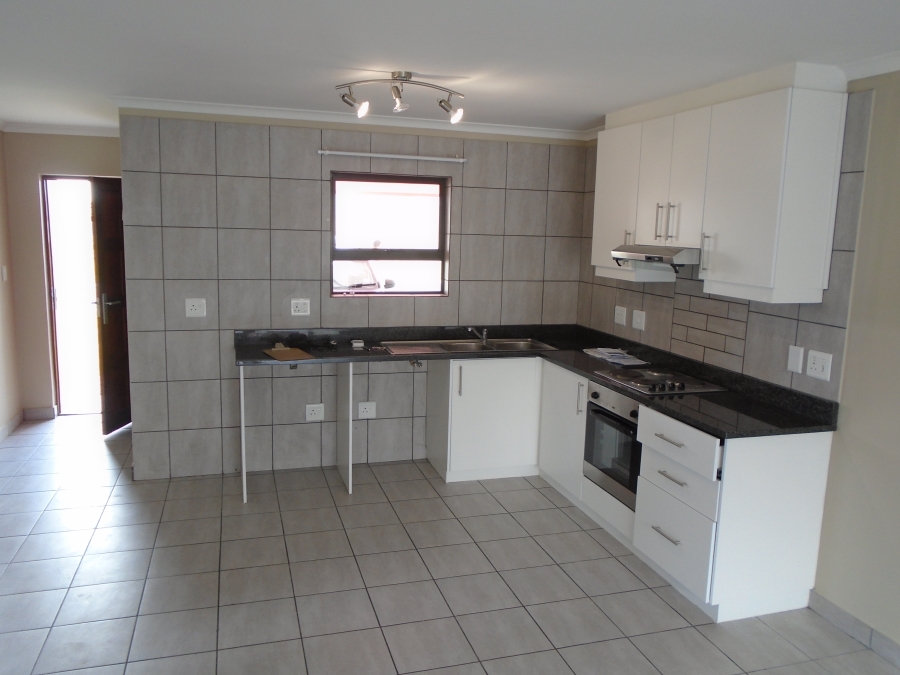 To Let 3 Bedroom Property for Rent in Stellendale Western Cape